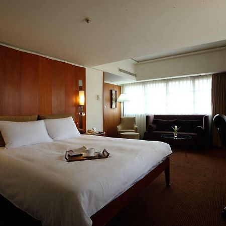 Gloria Prince Hotel Taipeh Exterior foto