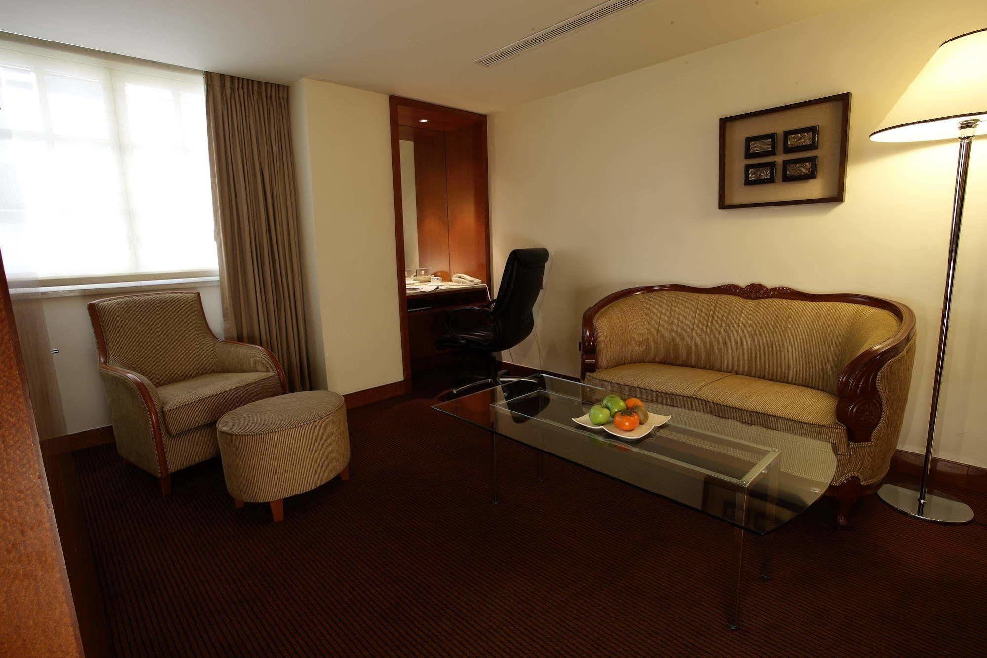 Gloria Prince Hotel Taipeh Exterior foto